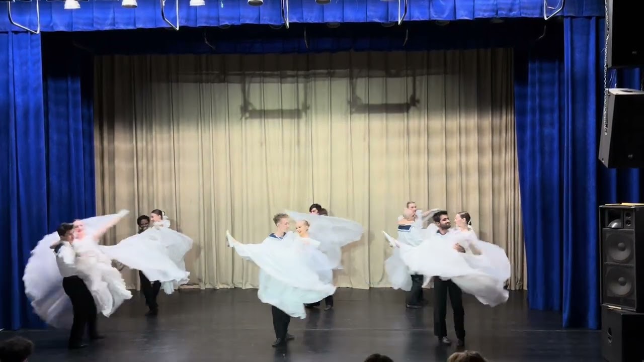 Vals ruso #russia #россия #studyinrussia #russiangirl 