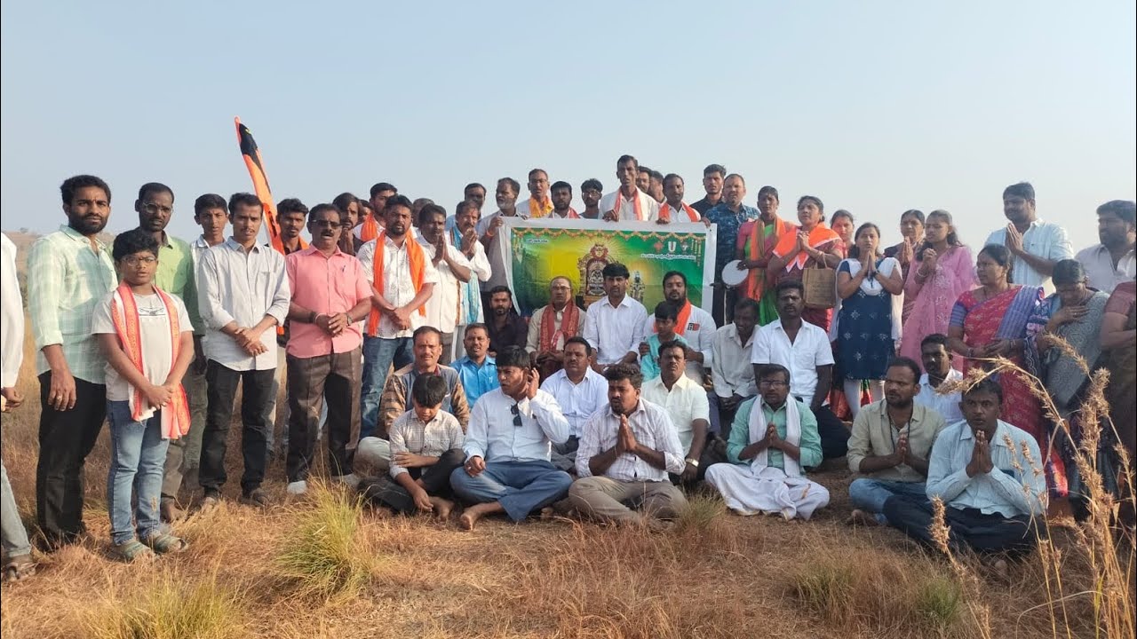 కదిరి: స్వాతి నక్షత్రం సందర్భంగా స్తోత్రాద్రి గిరిప్రదక్షిణలో విశేషంగా పాల్గొన్న భక్తులు