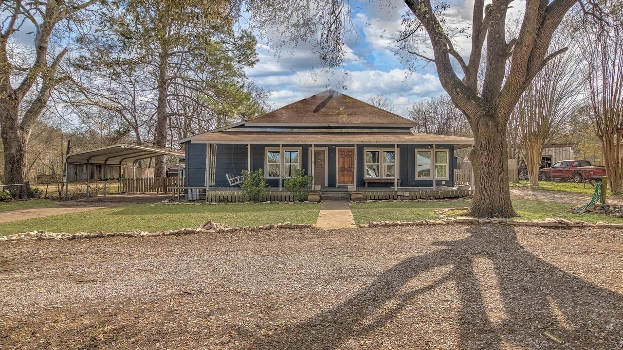 158 E 7th St, Trinity, TX