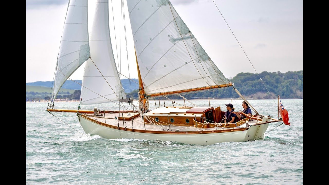 ‘Mischief III’ Harrison Butler 1935 classic sailing yacht For Sale with Vivid Blue Marine