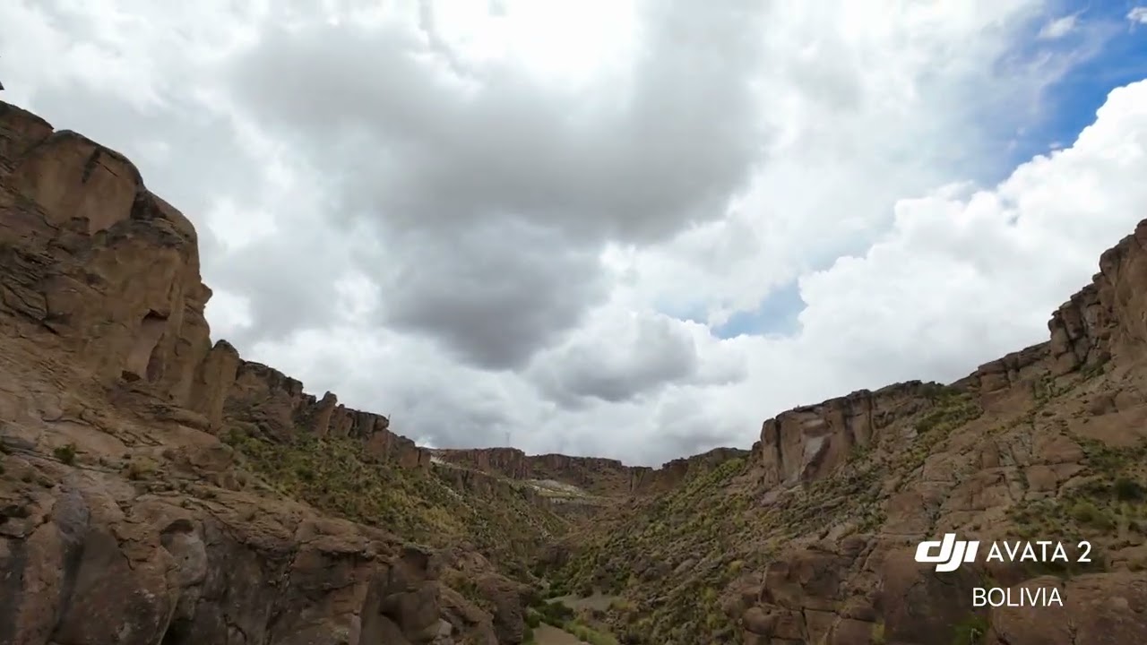 Vuelo FPV con DJI Avata2 en Bolivia