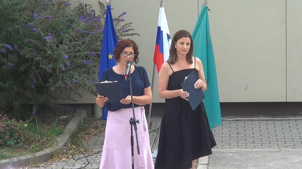 Gimnazija Tolmin 11.7.2022, slovesna podelitev maturitetnih spričeval in spominskih priznanj