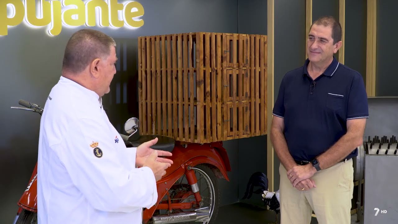 Entrevista de Juan Regis a Patricio Pujante sobre el compromiso con la Gallina Murciana.