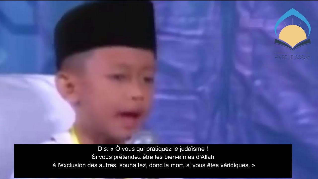 Ils lui demandent de réciter le Coran puis... (émouvant)
