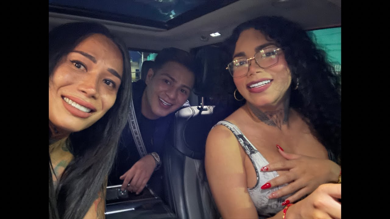 Kary Torres Oficial está en vivo Kary Pao con Brayan