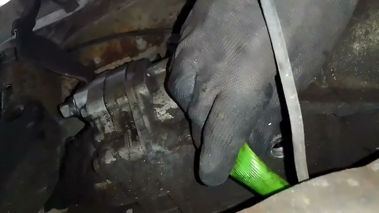 how to change gear oil in Fiat premiere padmini  diesel 137D