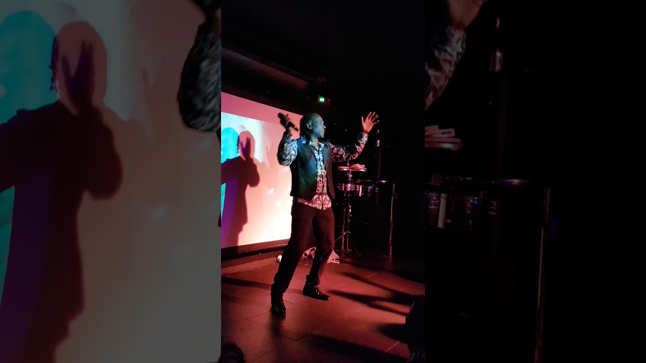 What Do I Do/Dancing Tight - Phil Fearon live
