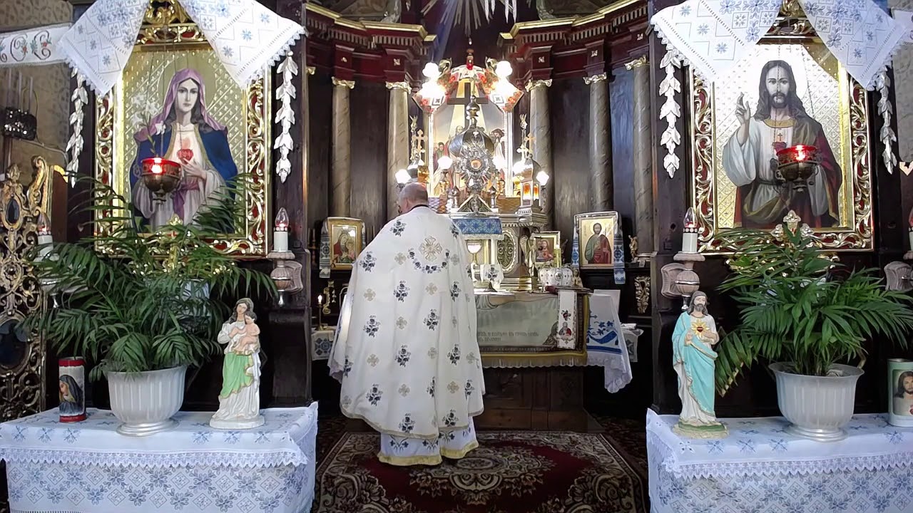 Святе Причастя, с. Волсвин, Сокальський район Львівської області, отець-мітрат Василь Дубецький