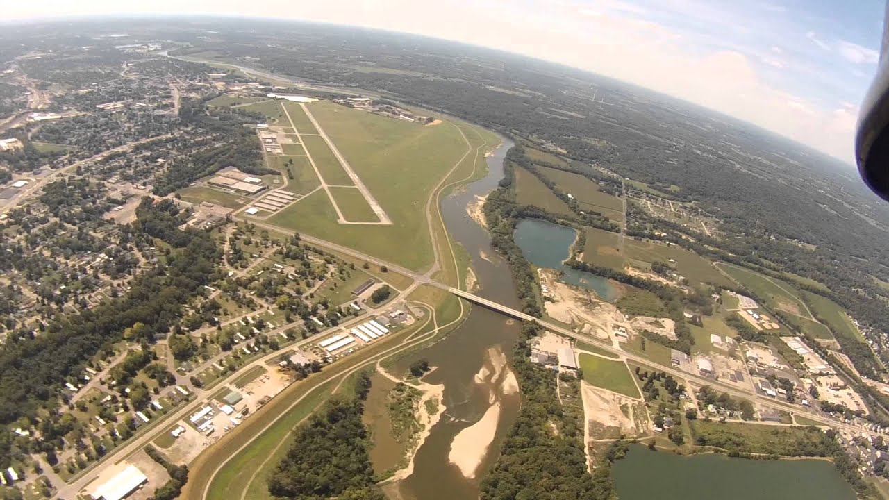 Skydiving 2-Way, Long Spot