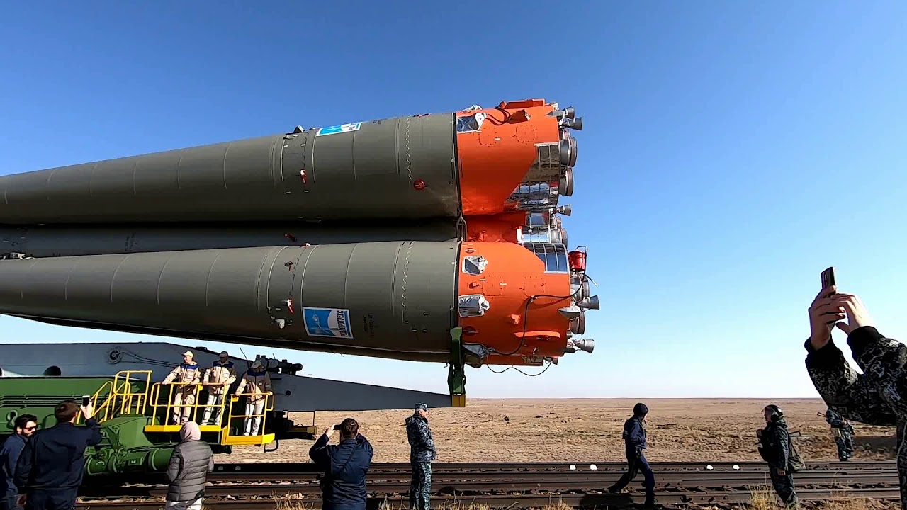 Байконур Вывоз ракеты на стартовую площадку  23 09 2019