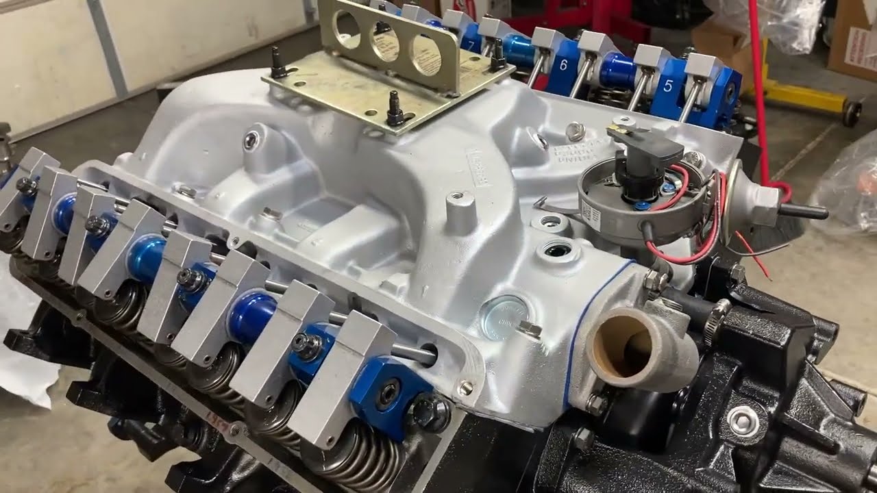 Lykins Motorsports Ford 427 FE Medium Riser Final Assembly