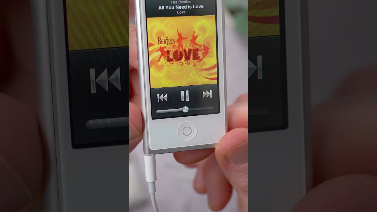 Этот iPod похож на маленький iPhone! // Ретроспектива технологий! 📱 #шорты #ipod #iphone #ipodnano