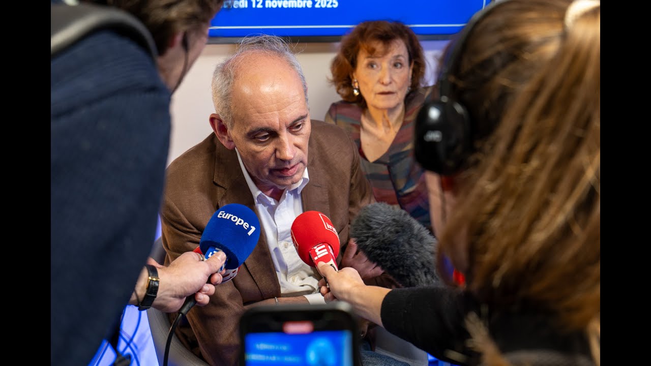La salle de conférence de l'ESJ Paris prend le nom de Boualem Sansal le jour de sa libération