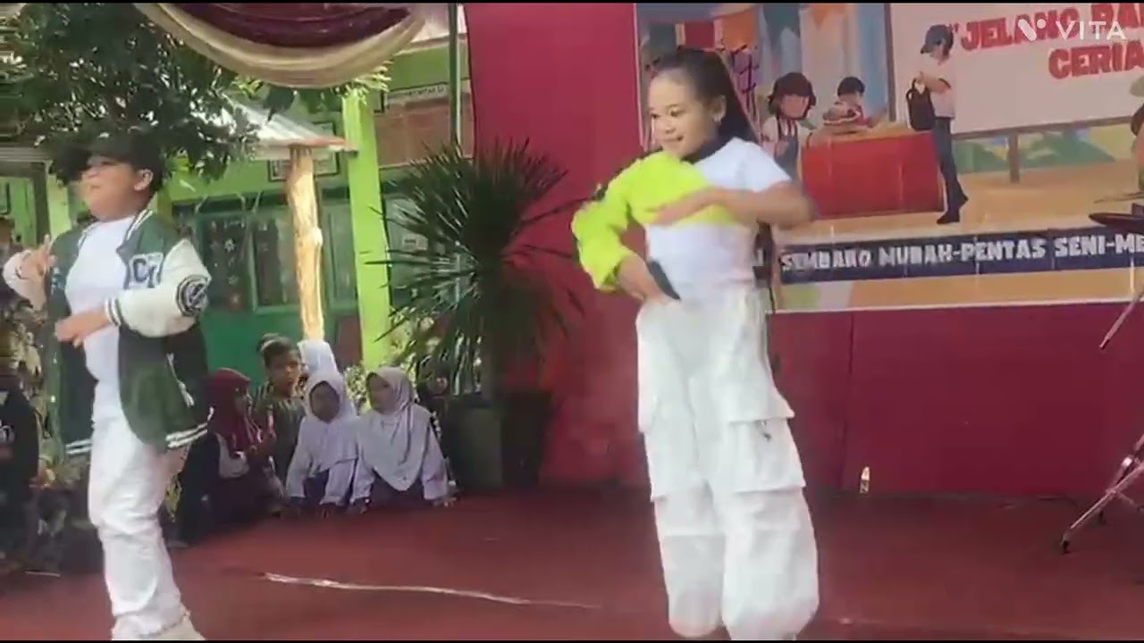 GONNA BE GOLDEN // LINE DANCE // CHOREO : HENNY SOEPONO & LEA (ALL INA ) 