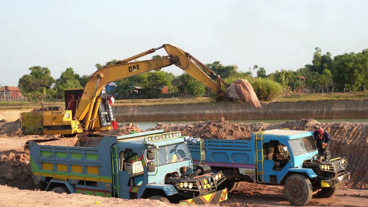 (Ep19) Insane Pond Climbing: High-Power Excavator Digging Working Truck Heavy Transport..