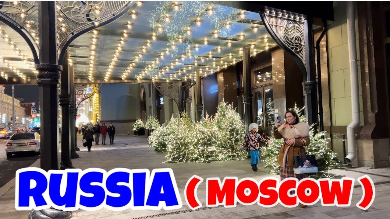 BEST CITY IN RUSSIA, Merry Christmas In Russia, walking through the beautiful streets on Moscow