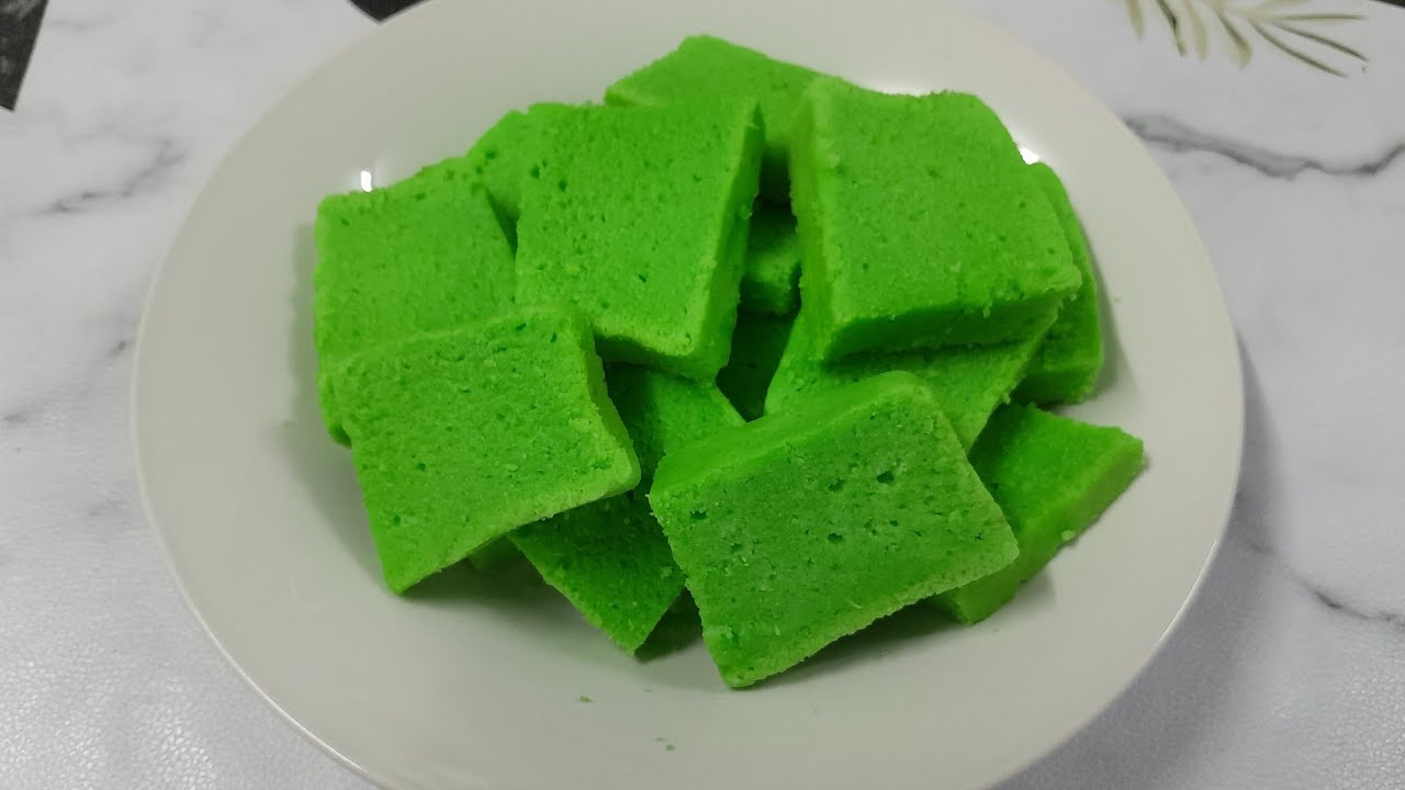 Kek Pandan Kukus Gebu dan Wangi
