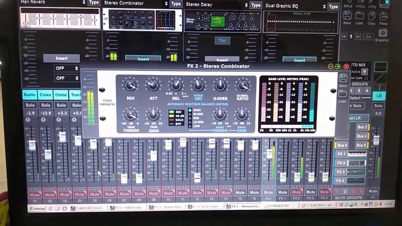 Usando FX na voz melhorando na PA com a X18 / XR18 /XR16 BEHRINGER XAIR