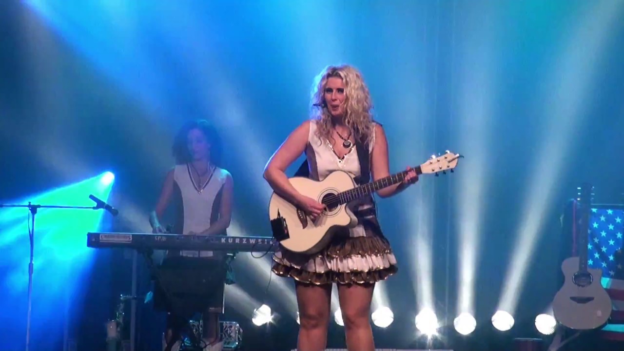 The Country Sisters  / Montereau-Fault-Yonne (1)