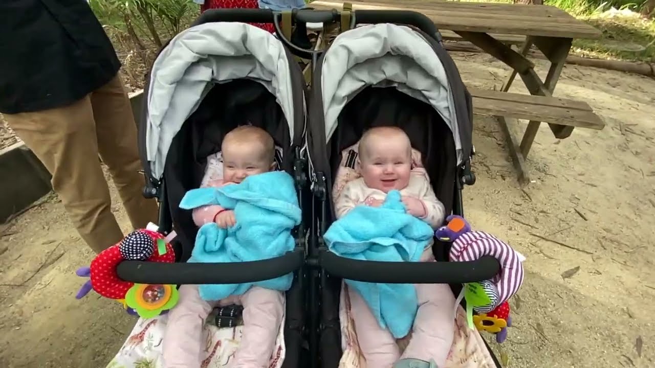 2020  Jed and twins at Timbertown