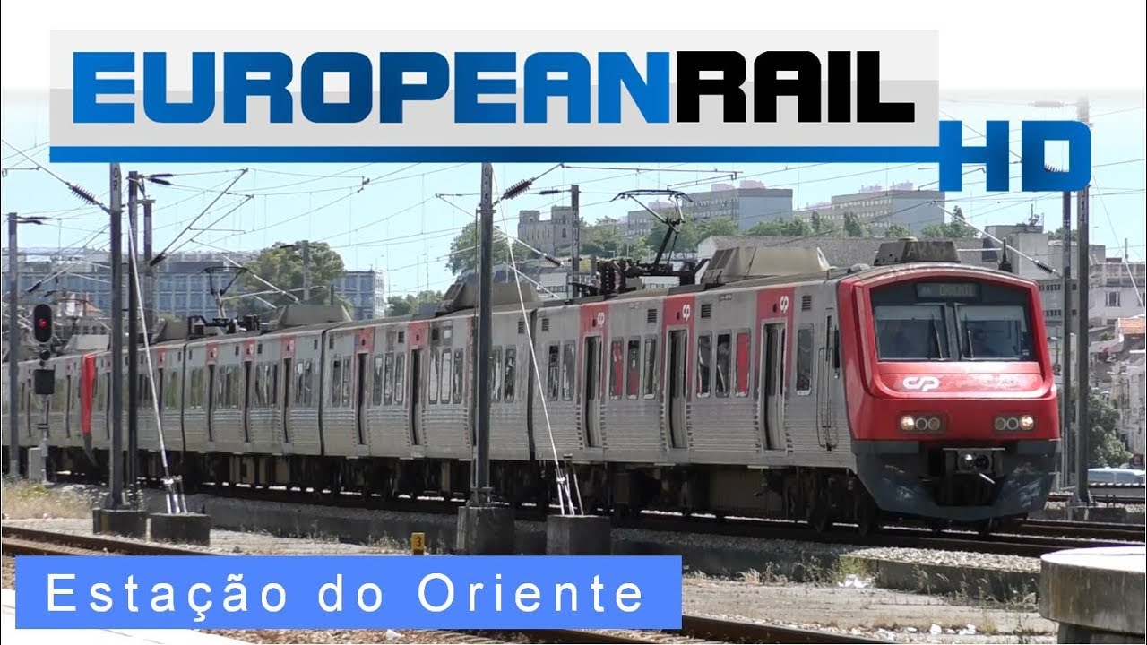Comboios de Portugal CP Lisboa 2300 EMU 2329 + 2306 arrives at Lisboa Oriente Station