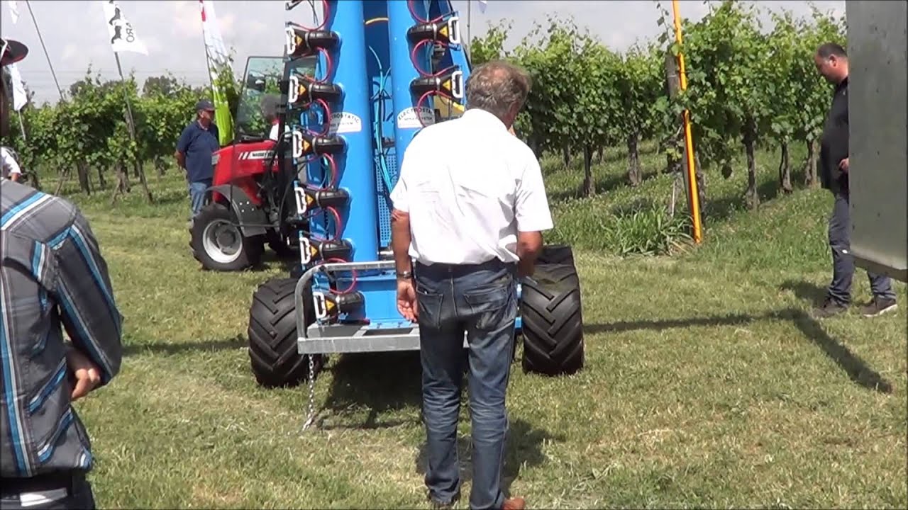 TRACTORUM IN VIGNETO 2013: Nebulizzatore anti deriva Martignani Whirlwind B-612