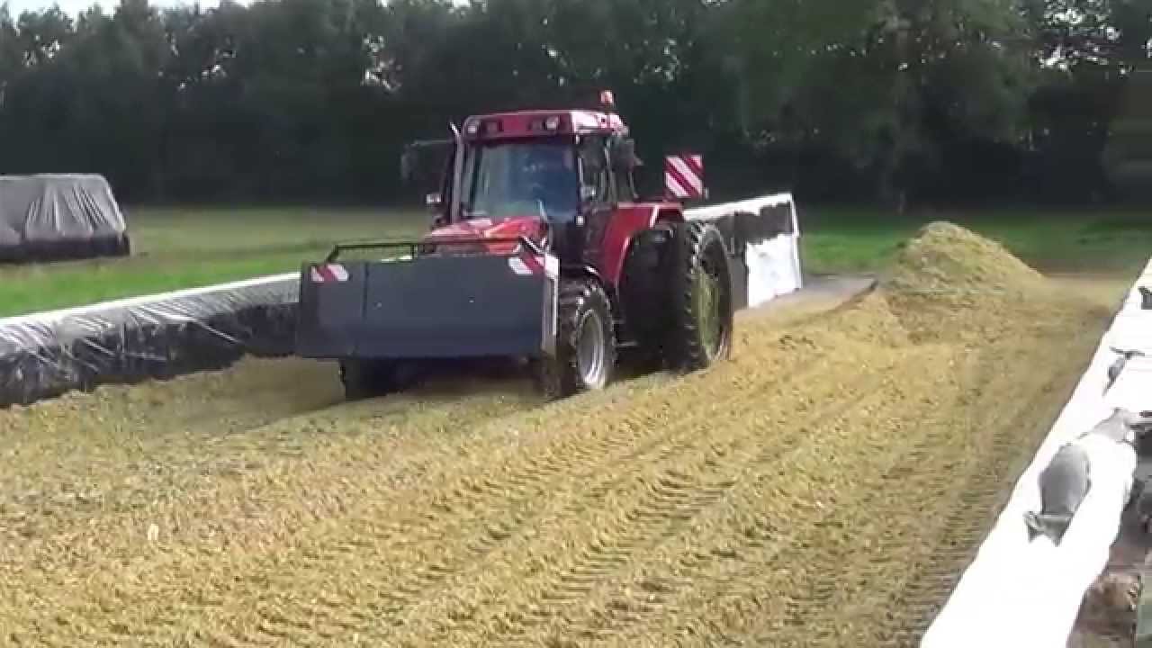 Mais schieben mit Case Maxxum5140 Pro und Teleskopschild