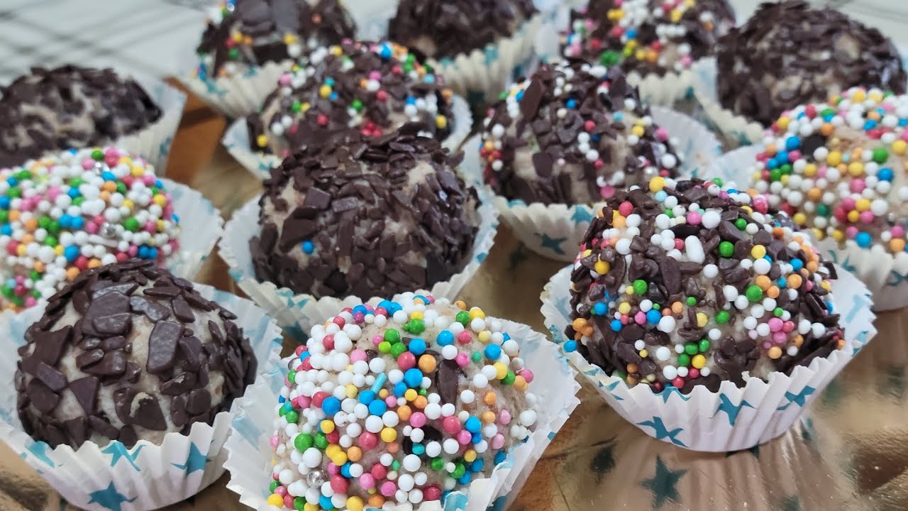 PALLINE DI RICOTTA E GOCCE DI CIOCCOLATO FONDENTE sfiziosissime da far impazzire di gioia il palato