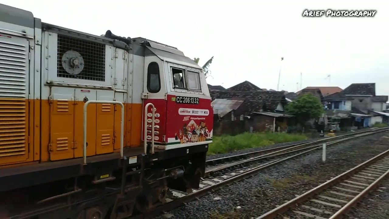 Hanting Kereta di stasiun Bangil