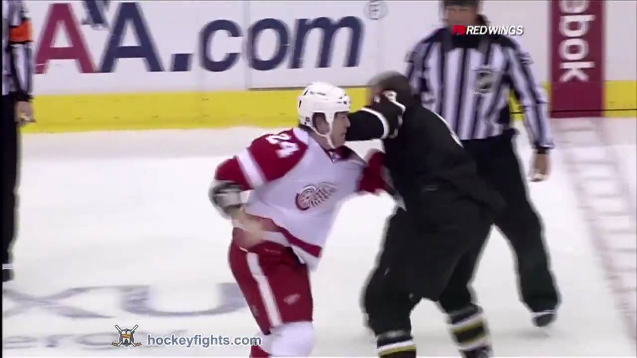 Brad May vs Krys Barch Dec 19, 2009