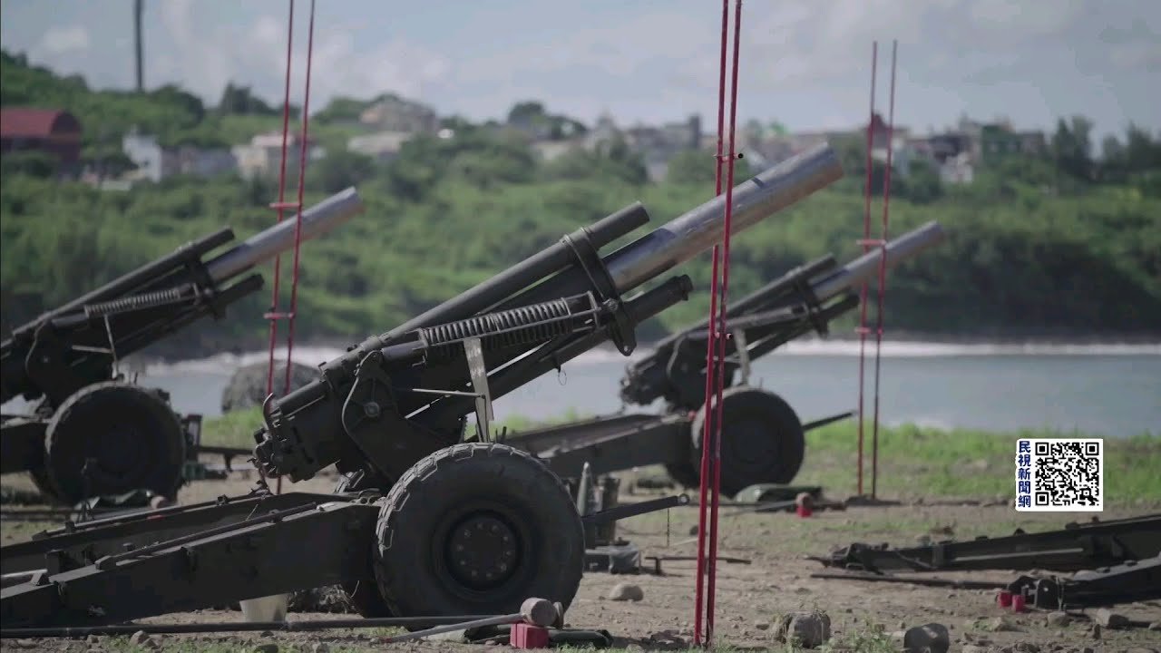 震撼！天雷操演發射40門155榴彈砲－民視新聞