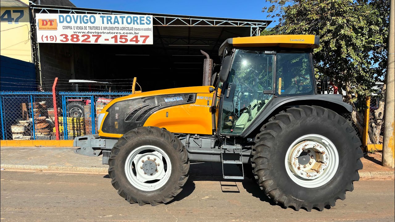 Trator Valtra BM125i 4x4 Ano 2017 Cabinado com creeper/redutor de velocidade a Vendaa !!