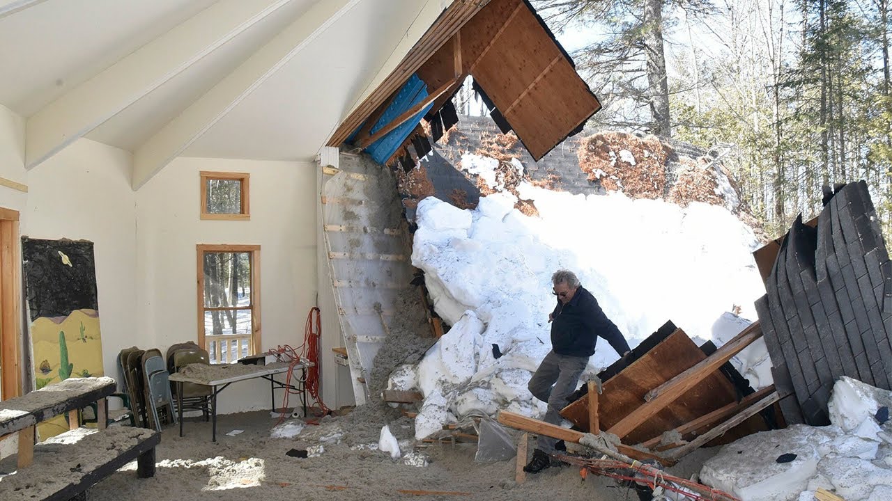 Top 10 Removing Snow Roof Win & Fails ! Awesome Snow Removal Tools