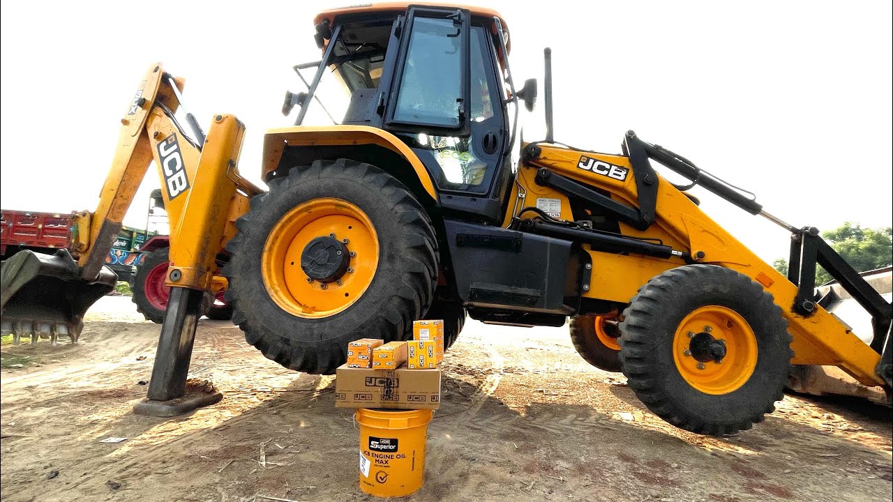 JCB 3DX Engine oil service and hydraulic filter and  Diesel Filter and transmission filter Changed