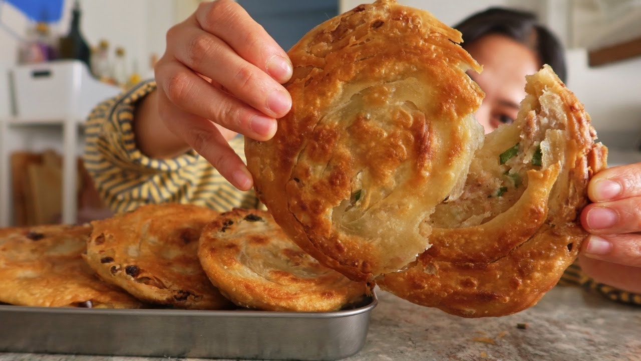 Las mejores tortitas crujientes de cebolleta y carne picada