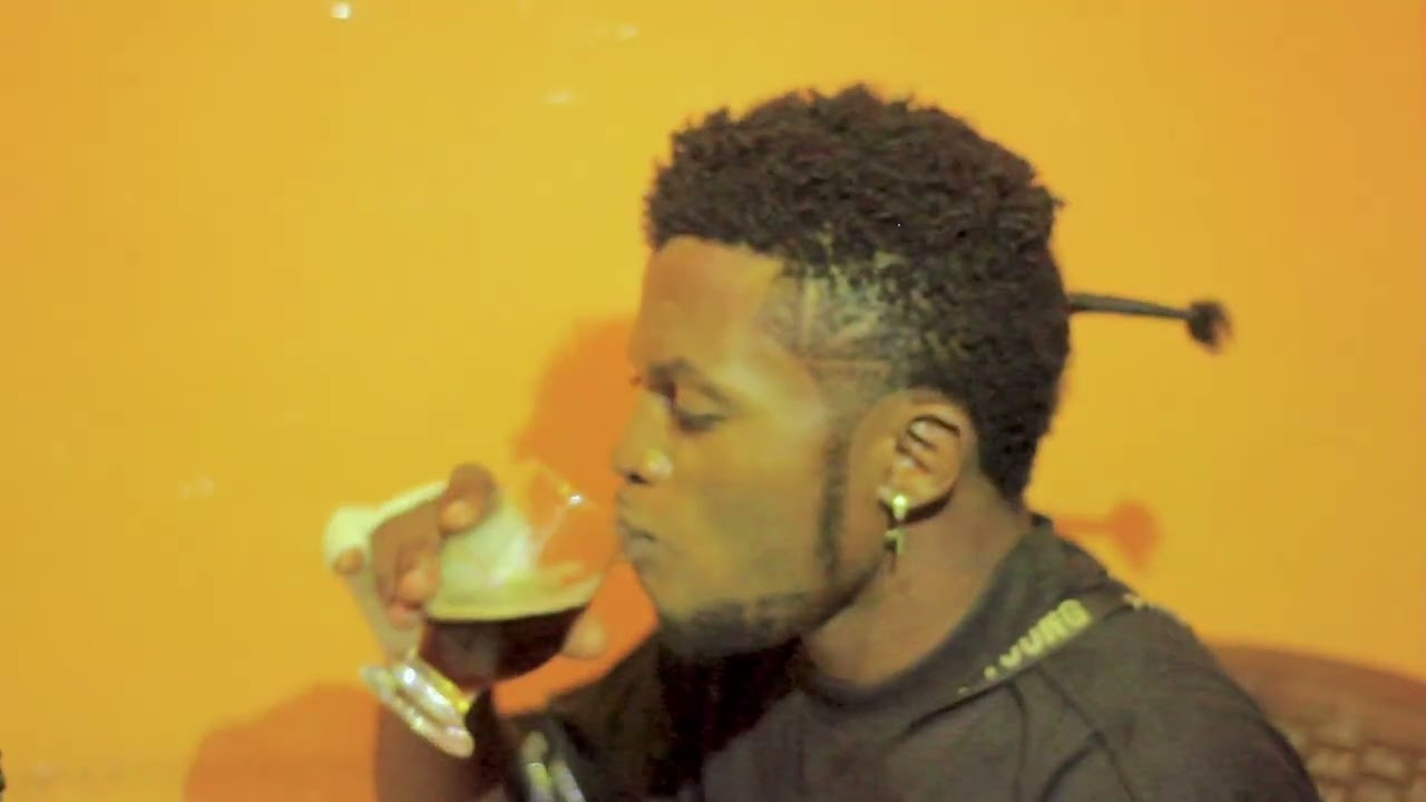 Douglas Blackboy ft Djunyess boy _mu feti clip officiel