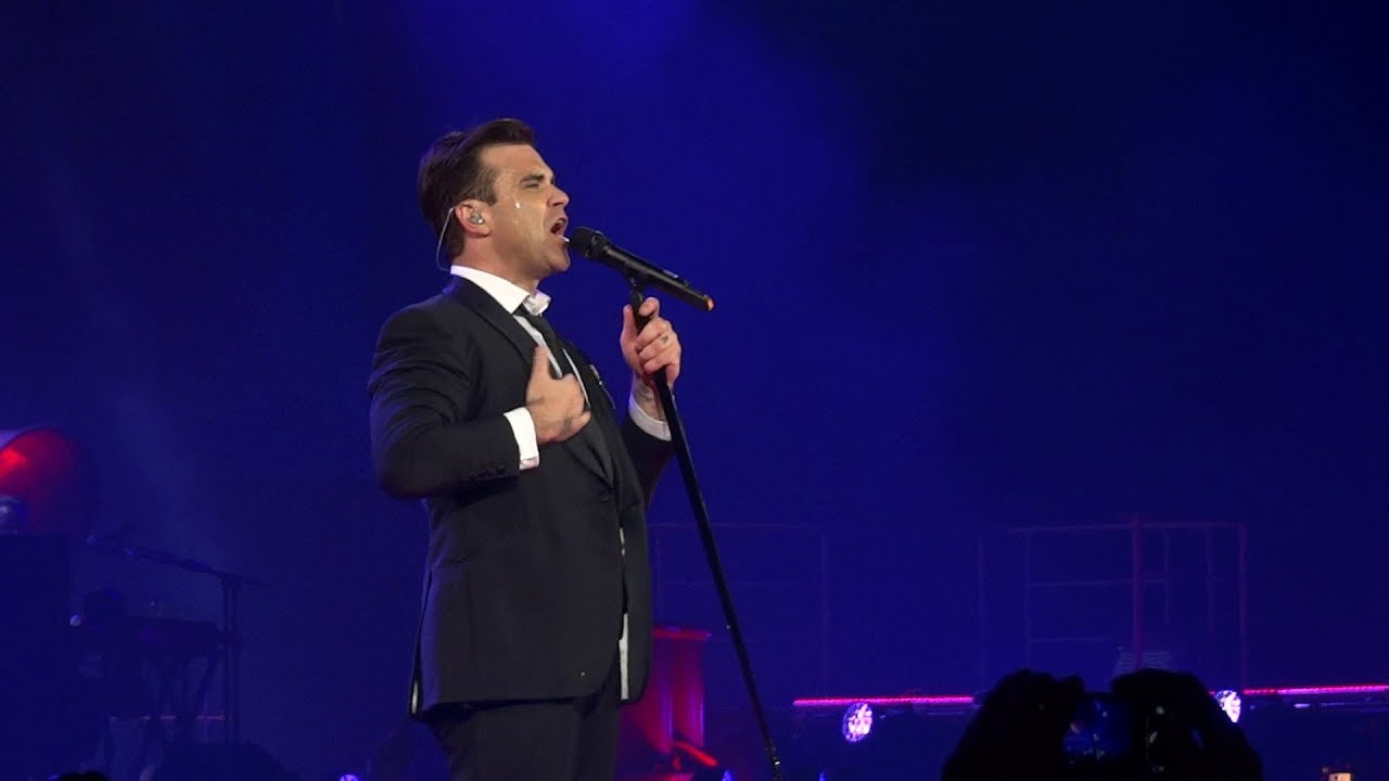 Robbie Williams Berlin Medley 2014-05-28 HQ