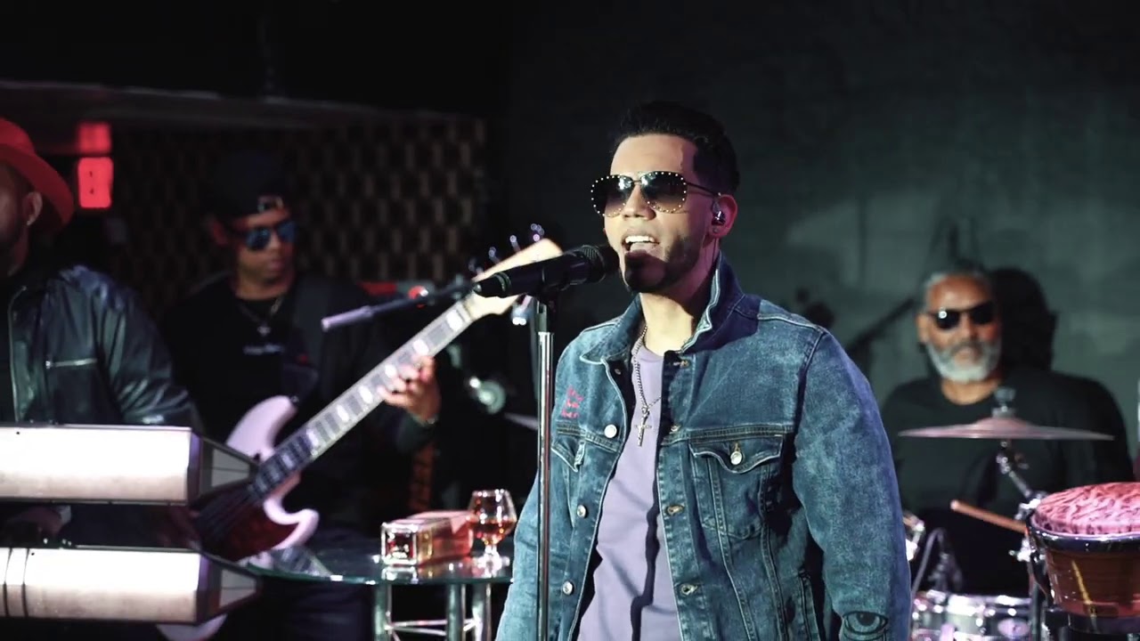 Joel Insuperable - Que Mal Elegiste (EN VIVO)