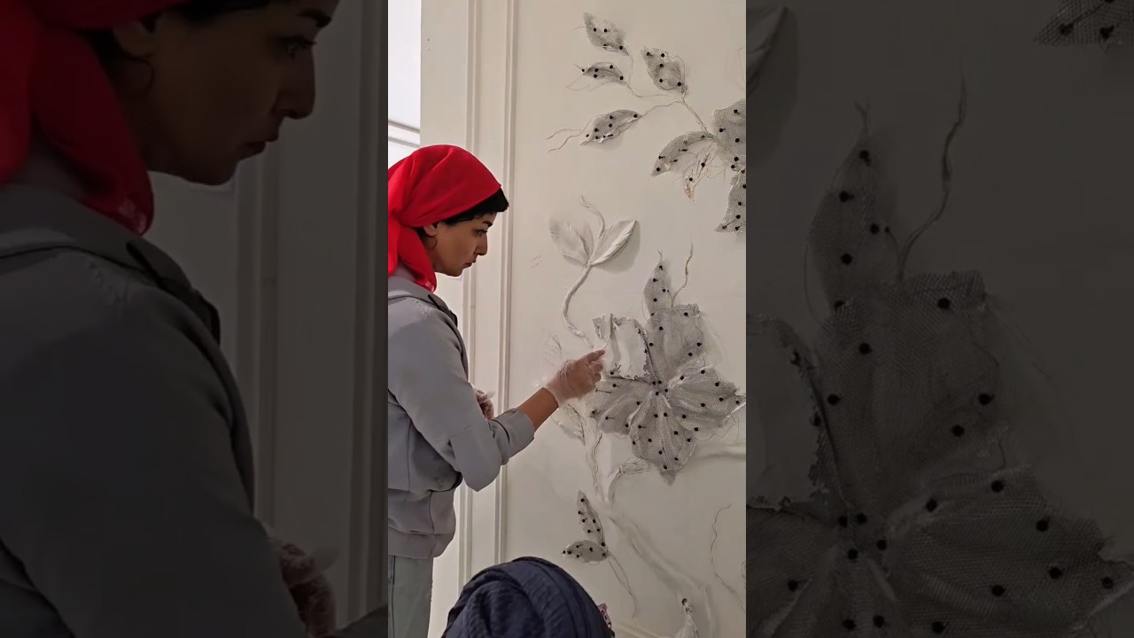 Amazing wall art for for blank walls, you only need plaster and wire mesh