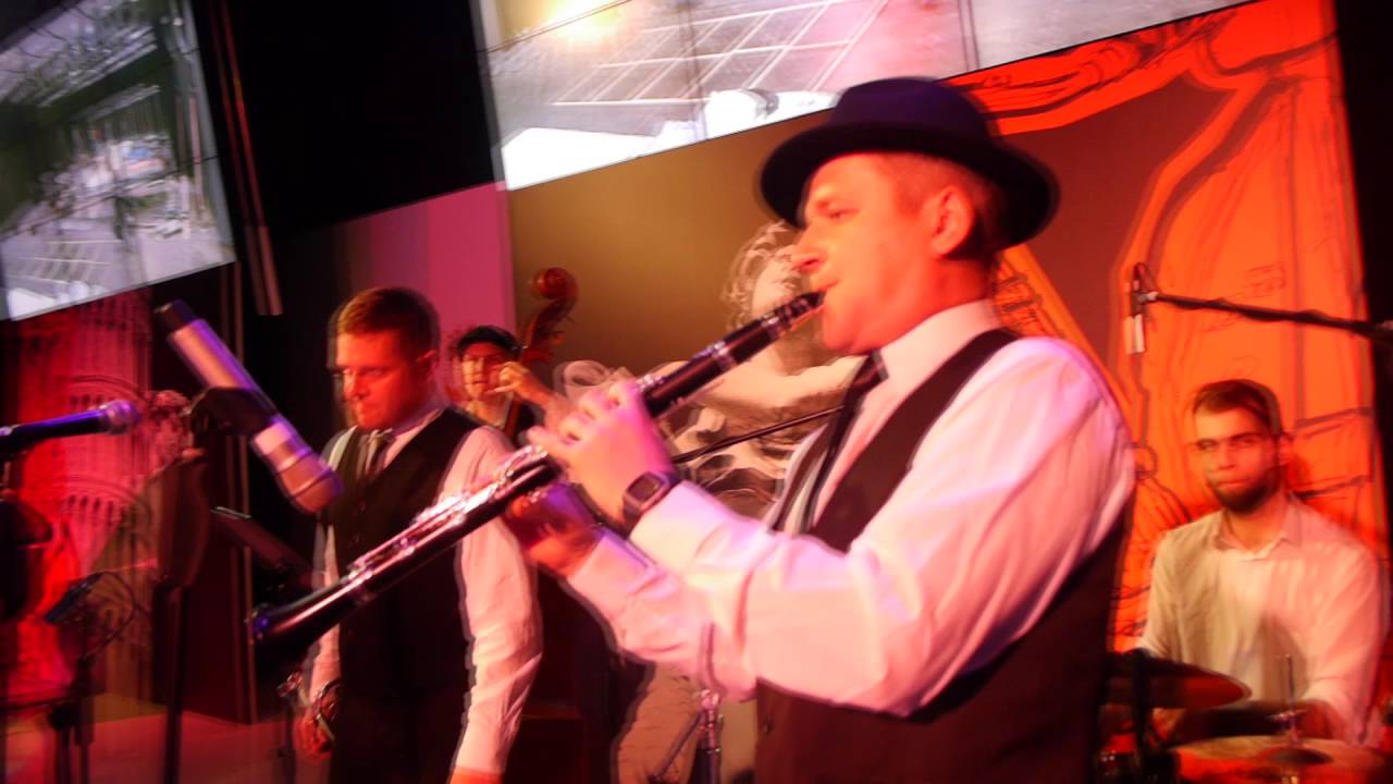 Одесса мама в исполнении Dixieland band &ldquo;Hot Express&rdquo;