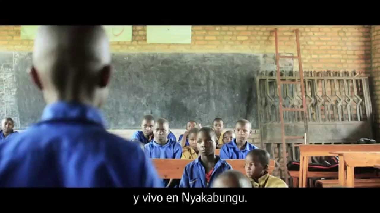 Plan Internacional - Apadrinar en África
