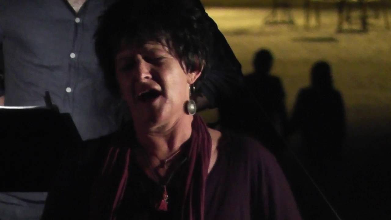 Θα με δικάσει -  Φωτεινή  Βελεσιώτου - Θέατρο Πέτρας 14/7/2016