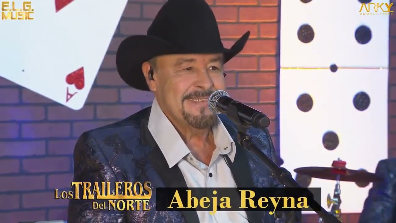 PRIMERA FILA   LOS TRAILEROS DEL NORTE