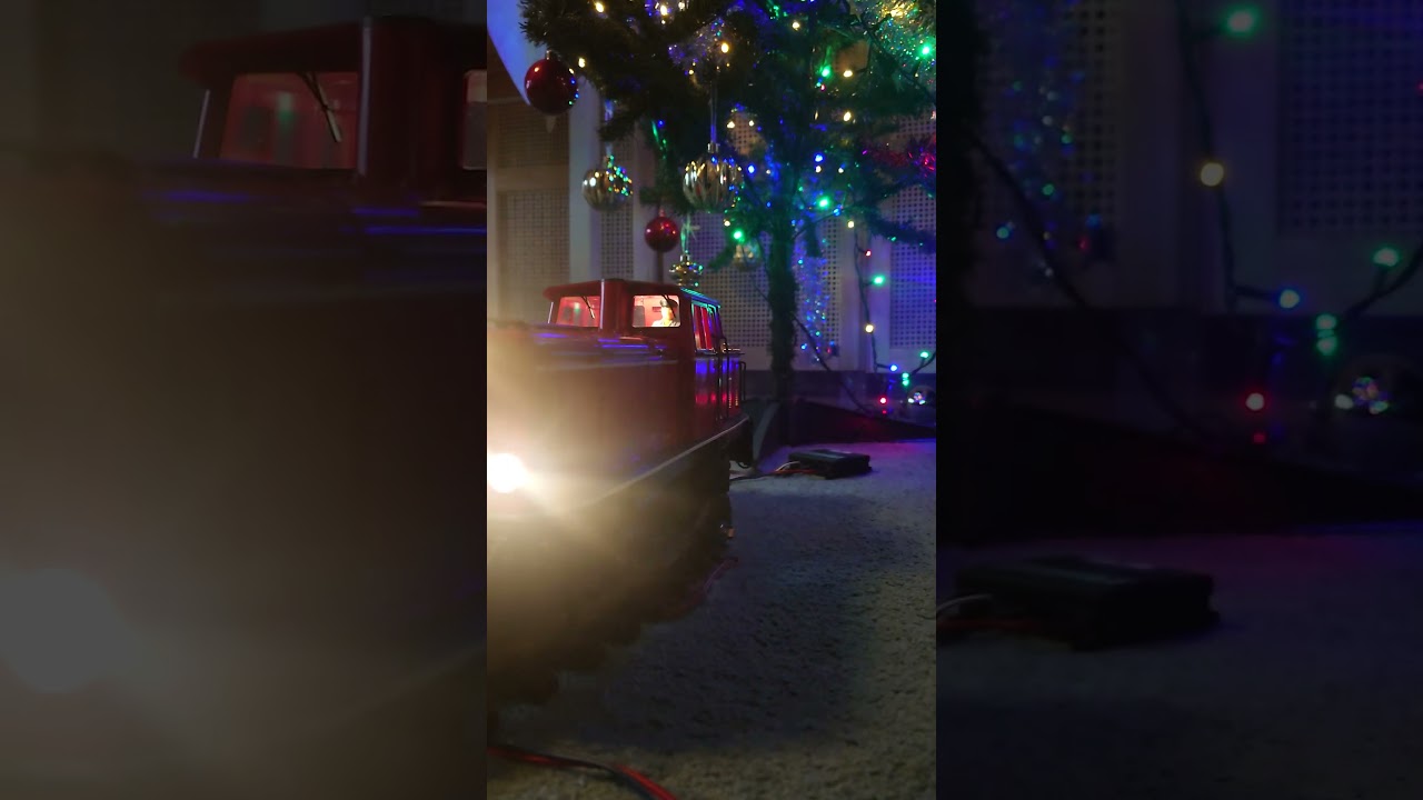 Weihnachten mit der LGB BR 251 902, 