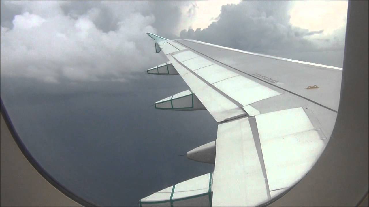 Missed approach / go-around / aborted landing in Nassau due to bad weather (Air Canada A319-100)