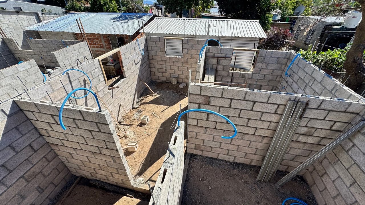 🔵Día 15 de construcción de la NUEVA CASA de William y familia/ Donación CASA #55 El Salvador🇸🇻