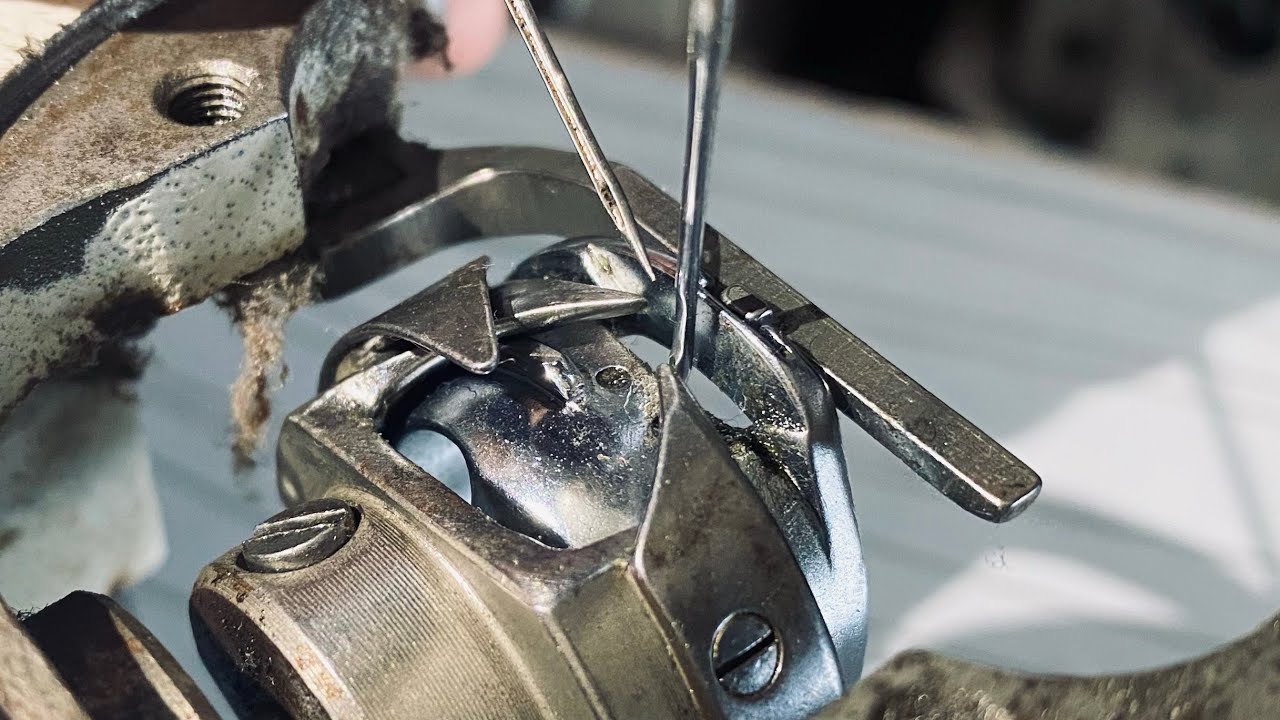 Shuttle Timing Sewing Machine|Silai Machine Daga Tod Rahi He