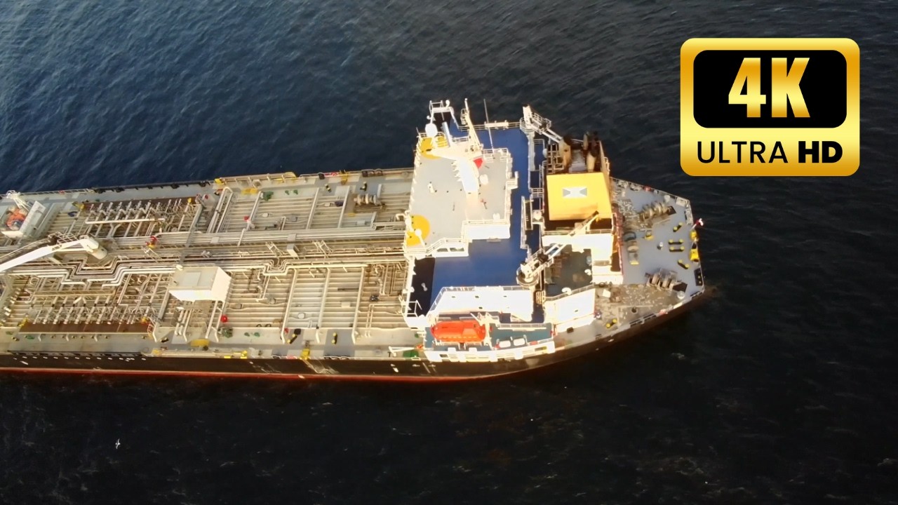Sobrevuelo Drone 4k Buques Gigantes en Valparaíso 🚢✨ | Filmación Épica