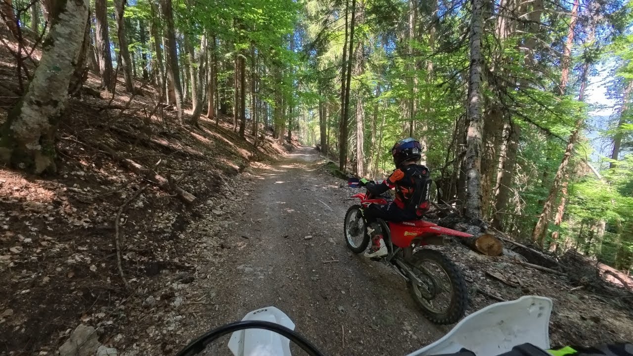 Crossing the Dabrash Ridge: From “The Wall” to Dikchan and up Hisarsko Dere