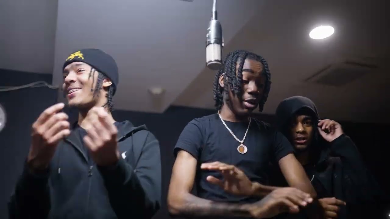 EthoSuave x Stacks BW x ChrisBands - Pay What You Owe (WhoRunItNYC Performance)